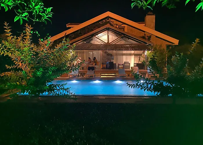 Alcedo - Atthis 빌라 무글라